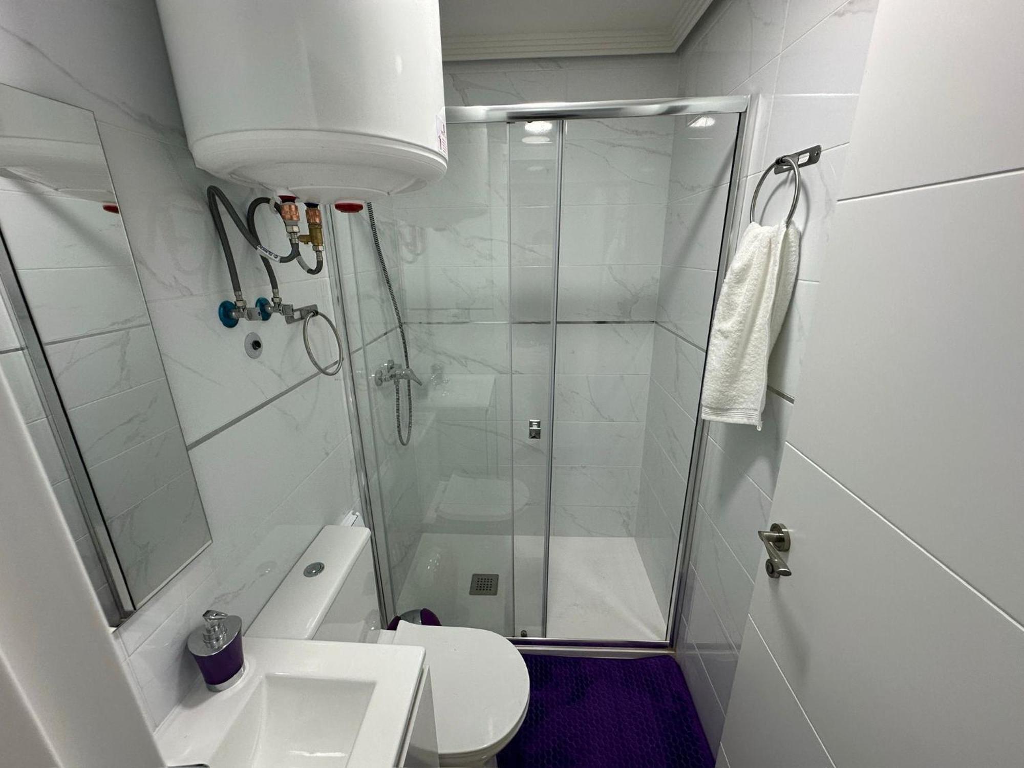Habitacion Doble O Compartida Con Bano Privado En El Centro De Madrid Eksteriør bilde