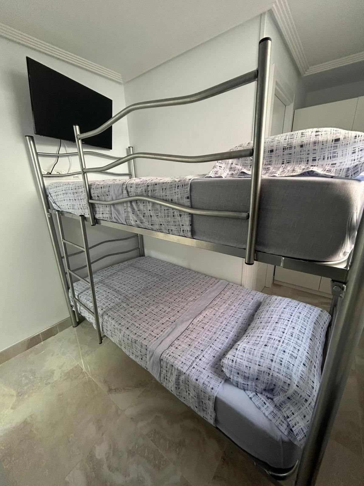Habitacion Doble O Compartida Con Bano Privado En El Centro De Madrid Eksteriør bilde